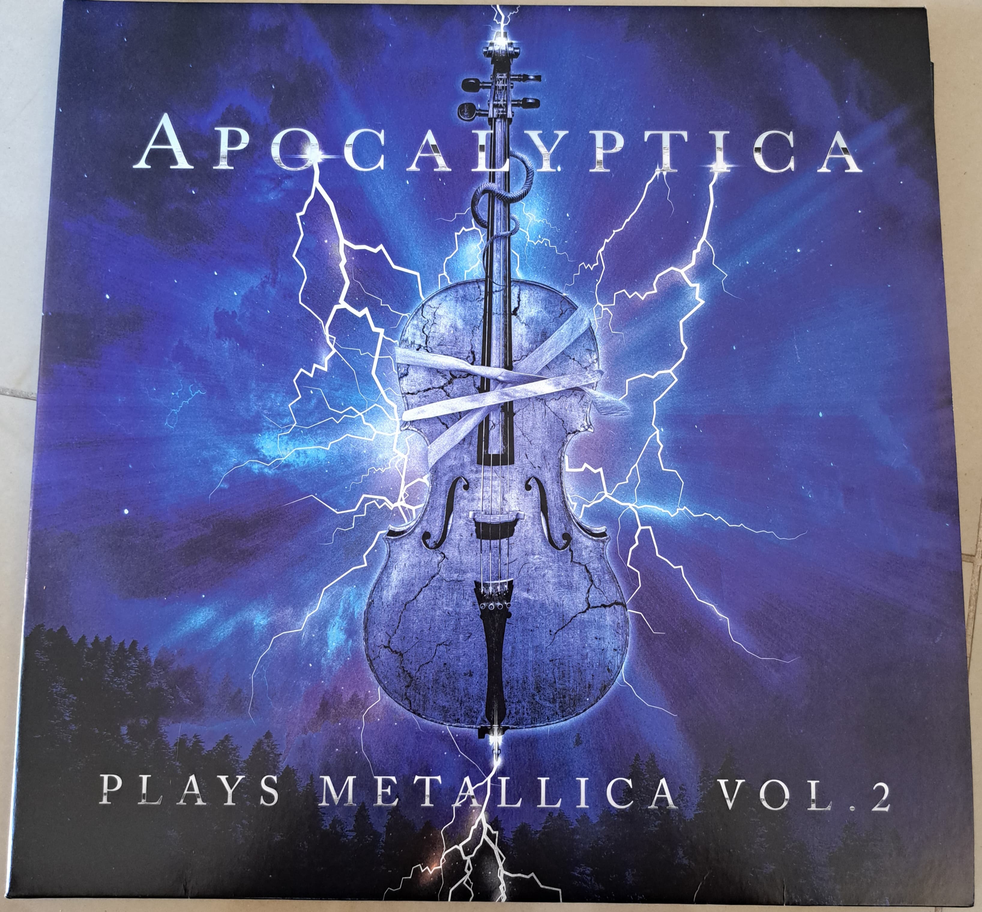 Plays Metallica vol.2 by Apocalyptica